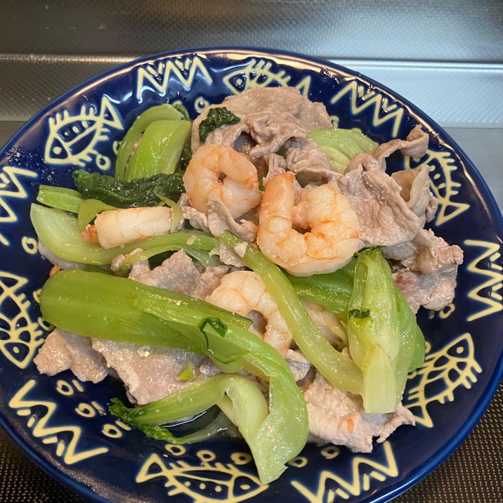 豚肉とチンゲン菜と海老の塩炒め^_^
